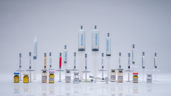Revitalieren der Haut Injektierbare PCL Kreuzverknüpfte Hyaluronsäure Hautfüllmittel Stimulation der Kollagenproduktion